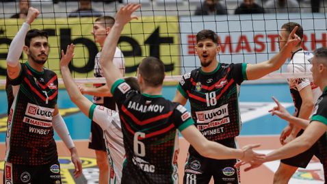 Нефтохимик стигна до полуфинал №5 срещу Локомотив Авиа след страхотен обрат