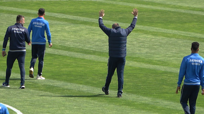 Левски на Станимир Стоилов също е на Националния стадион за финалния сблъсък