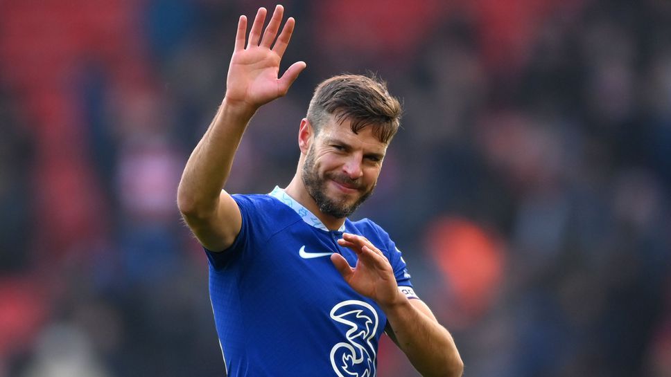 Капитанът на Челси гласи визита в България, легенда на "сините" поздрави Пената