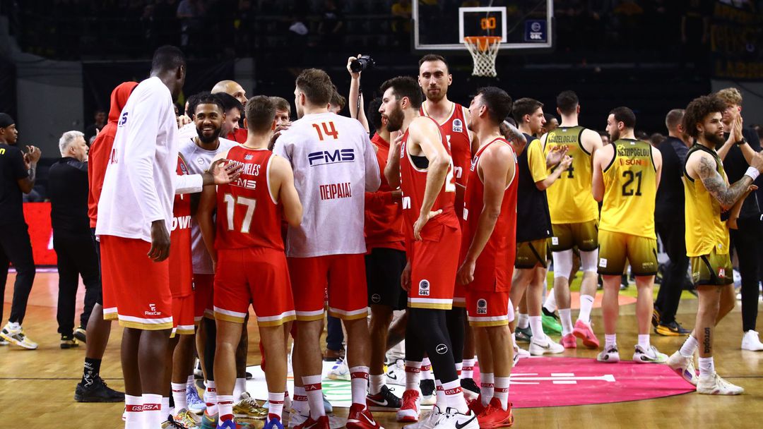 Везенков е играч на мача с АЕК