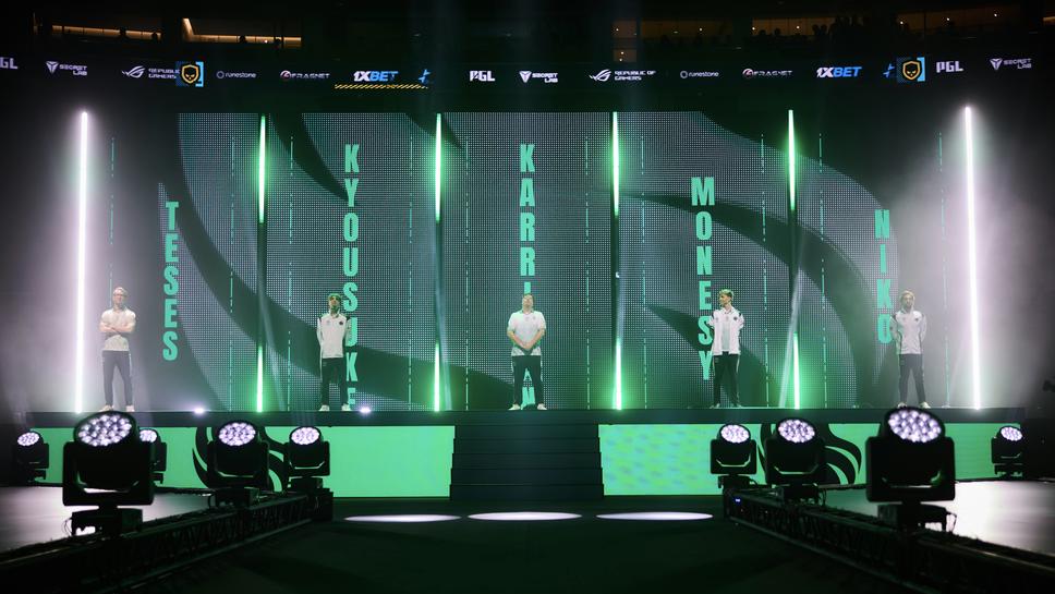 Falcons спечели последното място в полуфиналите на PGL Астана след забележителна победа над FURIA