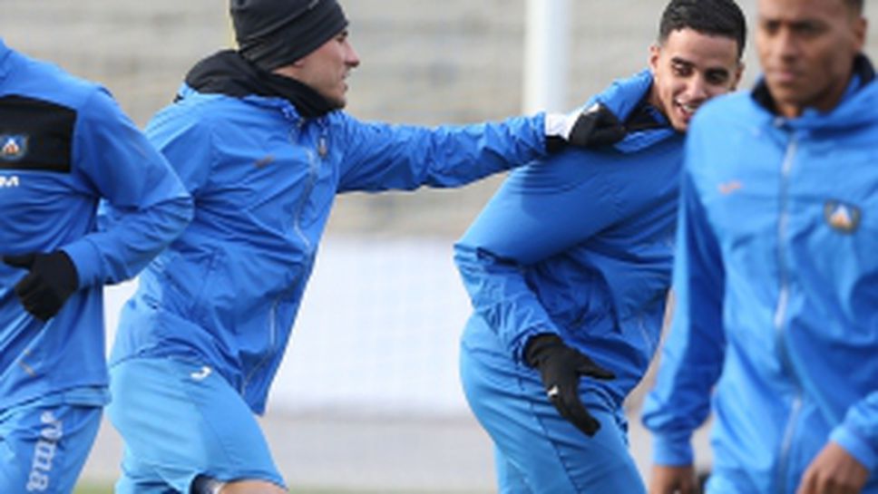 Левски тренира преди заминаването за Стара Загора