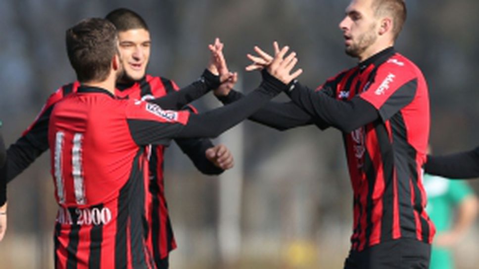 Локо Сф победи Требич с 2:0