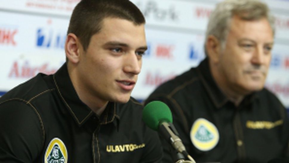 Пресконференция на Павел Лефтеров