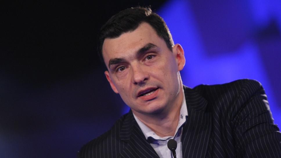 Владимир Николов претърпя пътен инцидент в столицата