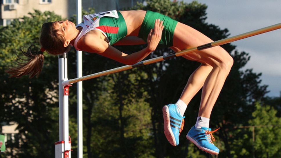 Мирела Демирева първа от българските атлети излиза на пистата в Амстердам