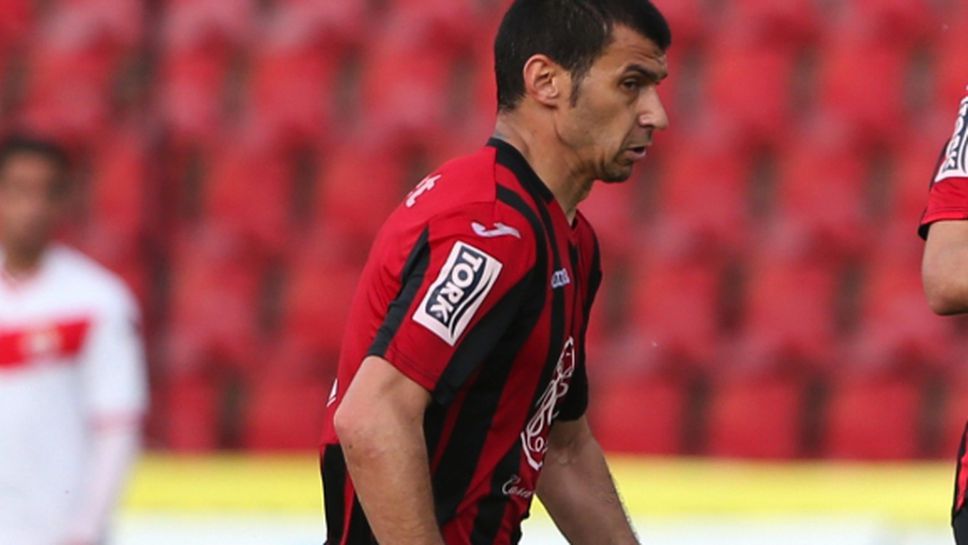 Румен Трифонов остава в Легница и през новия сезон