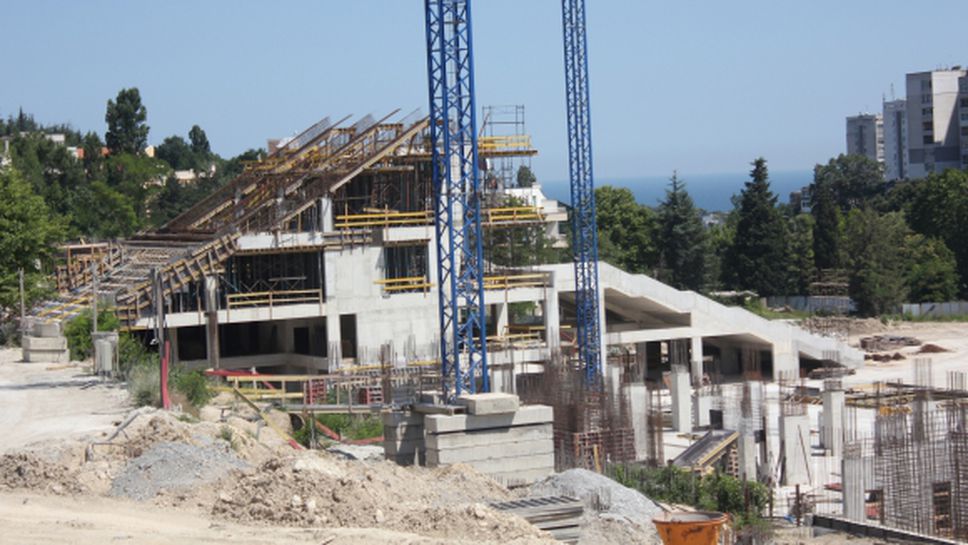 Добра новина! Строежът на стадиона във Варна напредва (видео+снимки)