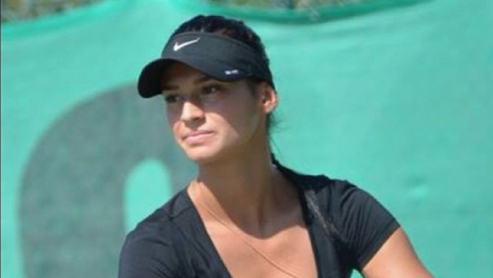 Вангелова се класира за полуфиналите на двойки в Прокупле