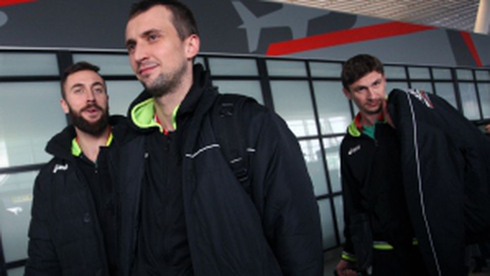 Националният отбор по волейбол се прибра от Берлин