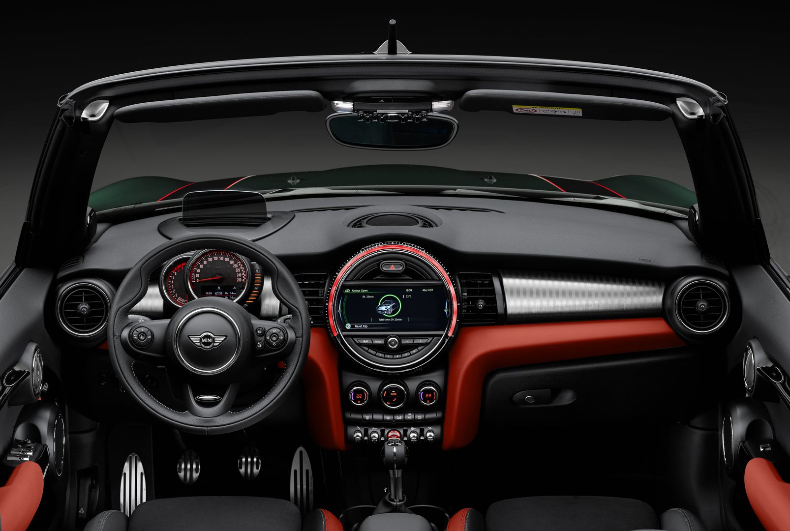 Новото MINI John Cooper Works Cabrio