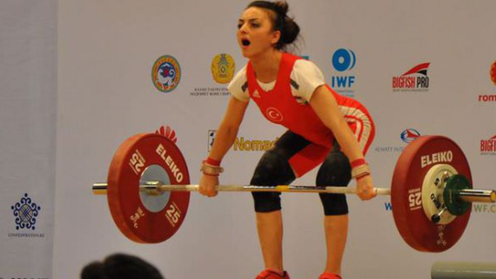 Туркиня връща медал от Пекин 2008