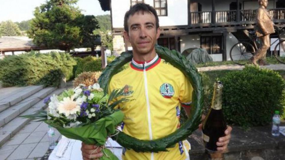 Стефан Христов в болница след падане по трасето на колоездачите