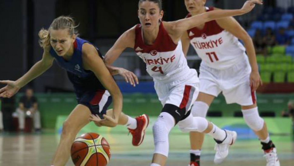 Олимпийският вицешампион Франция победи Турция в турнира по баскетбол за жени