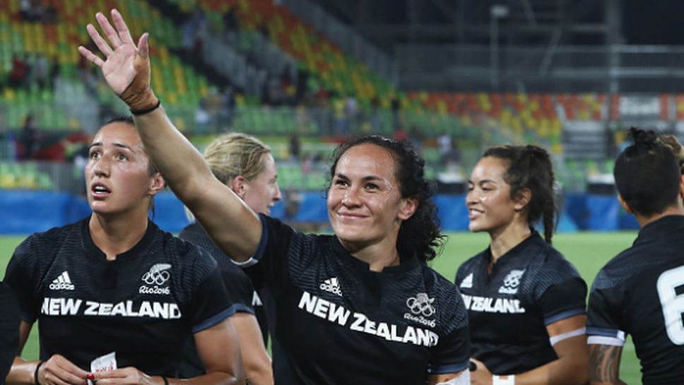 Световният шампион Нова Зеландия се класира за полуфиналите по ръгби-7