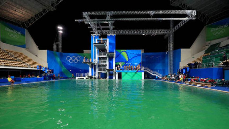 Водата в басейна за скокове ще стане синя още днес, увериха организаторите