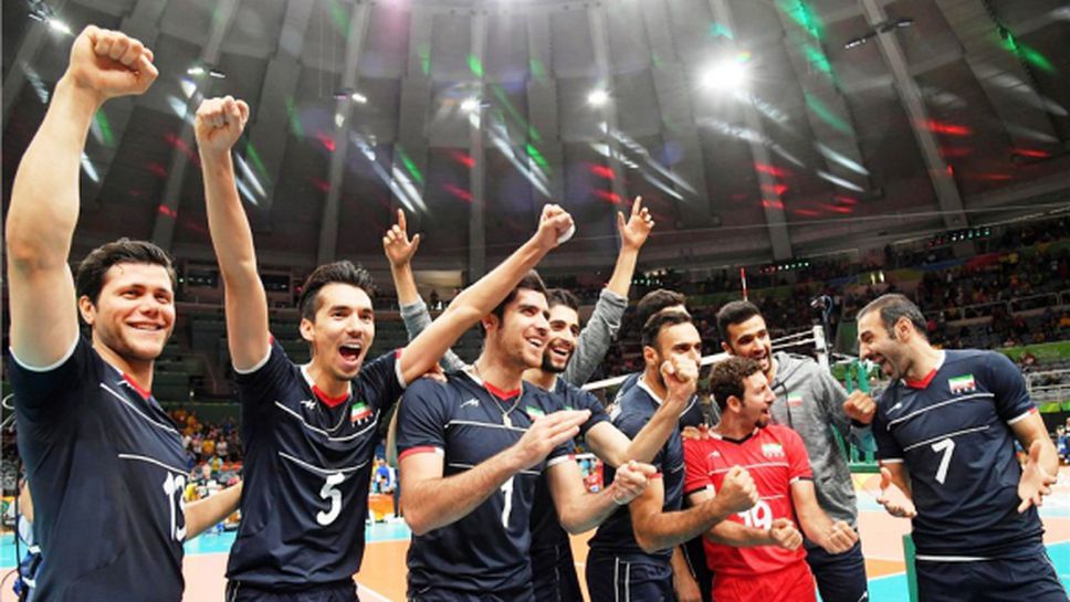 Иран с историческа първа победа, запази шансове за 1/4-финалите