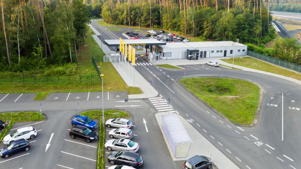 Opel чества 50-годишния юбилей на изпитателния център в Родгау-Дуденхофен