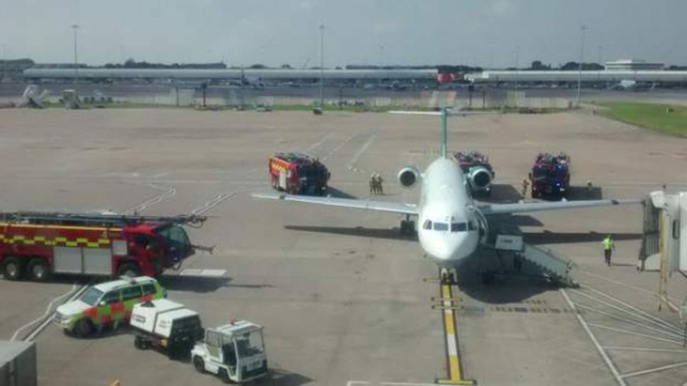 Евакуираха самолета на Манчестър Сити за Букурещ
