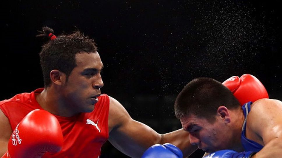 Световният шампион Арлен Лопес от Куба спечели титлата в категория до 75 кг