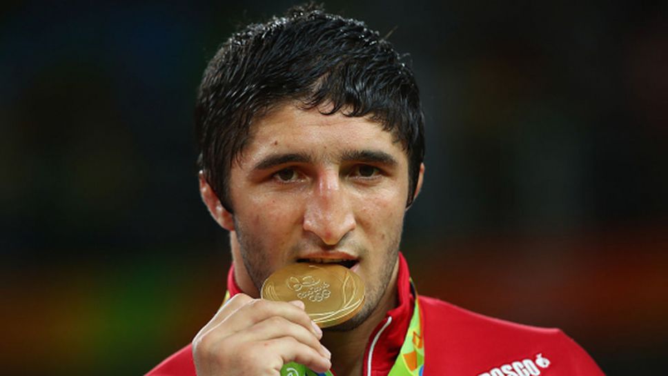 Абдулрашид Садулаев от Русия спечели титлата в категория до 86 кг