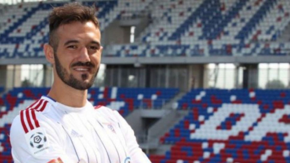 Висла (Краков) с интерес към двама българи