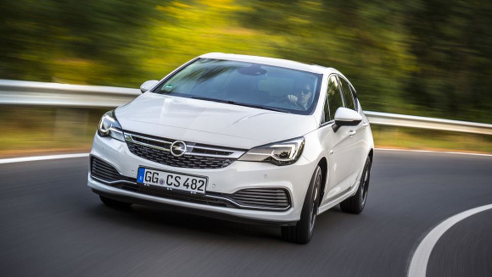 Новият Opel Astra с подчертано спортен OPC дизайн (Снимки)