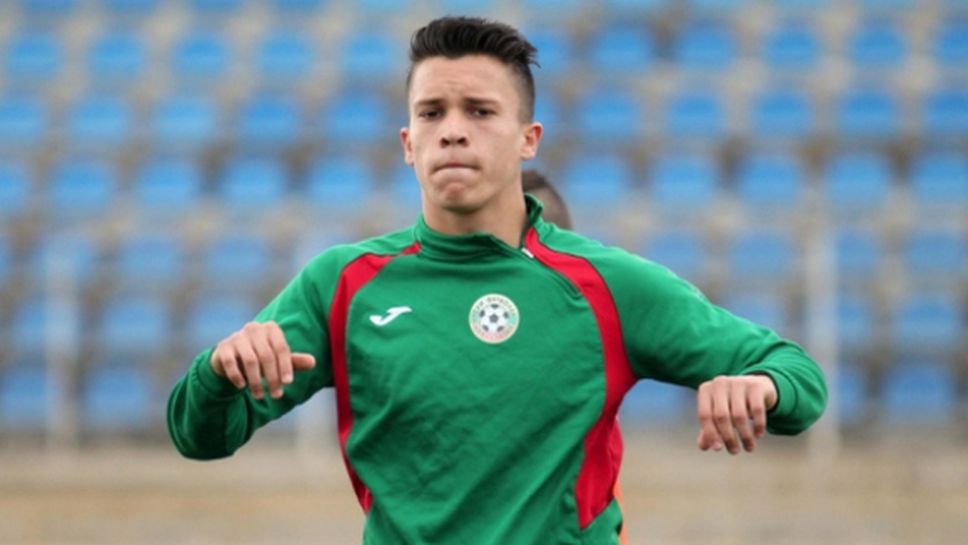 Юношите с победа в Германия, Кун пак бележи