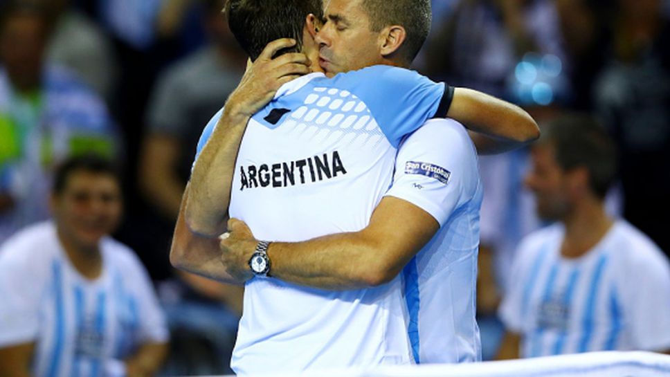 Аржентина дръпна с 2:0 срещу шампиона Великобритания