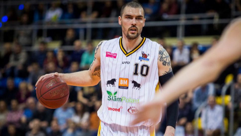 Силни изяви на български баскетболисти в контроли
