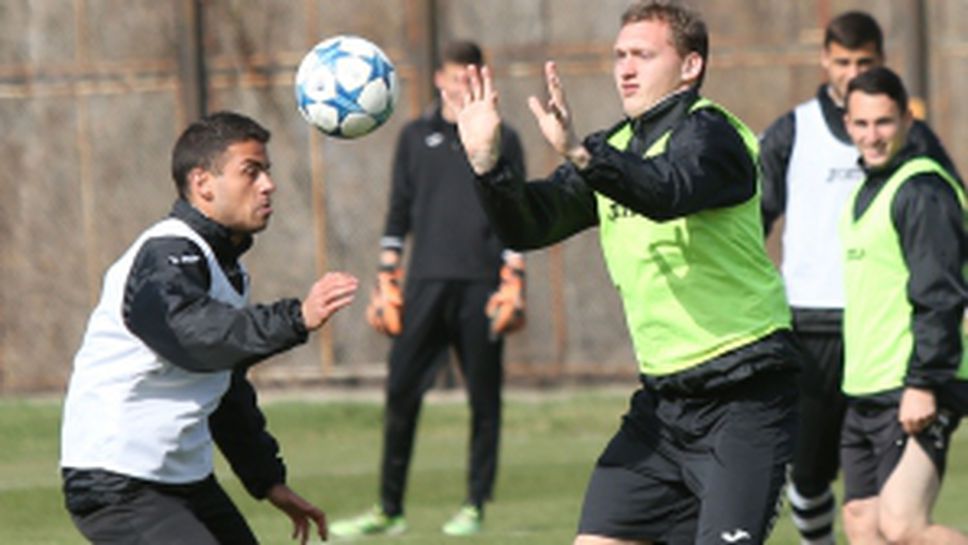 Славия с последна тренировка преди срещата с Ботев Пд