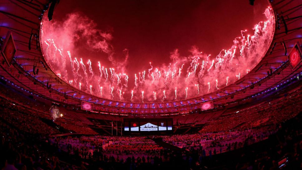 Зрелищно шоу закри Параолимпийските игри