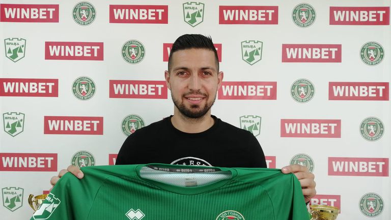  Ботев (Враца) си върна Даниел Генов 