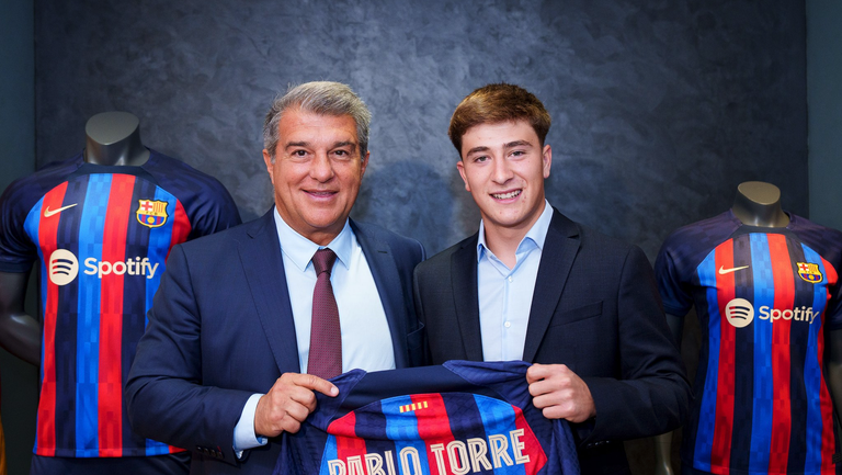  По стъпките на Педри: Барселона показа следващ надарен младок 