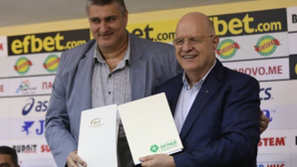 Подписване на договор с фондация "Играй с развитие" за Скаут лигата