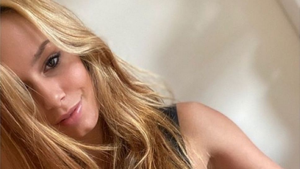 Рози за Юлето Стаматова