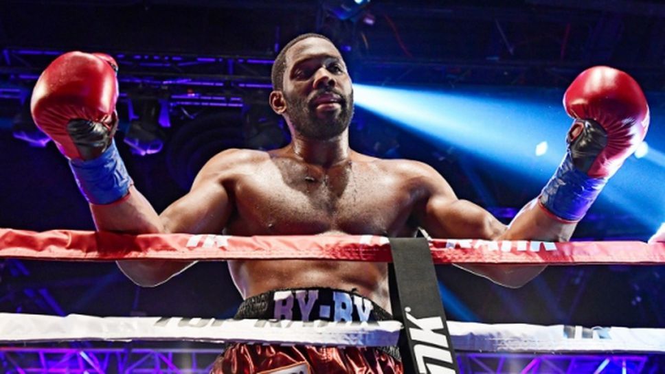 Боксьор подкрепи идеята за освобождаване от данъци на афроамериканците за 462 години