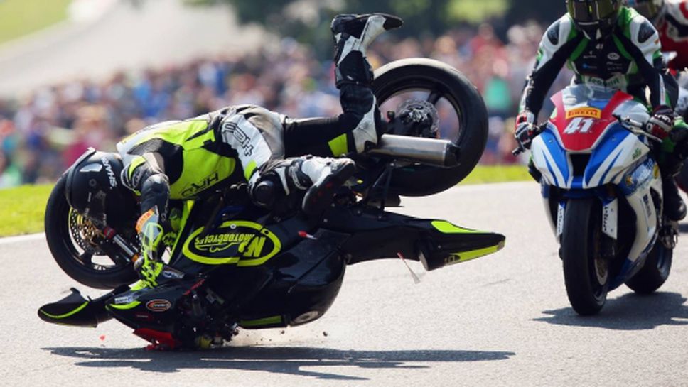Британски мотоциклетист загина при катастрофа на пистата "Донингтън Парк"