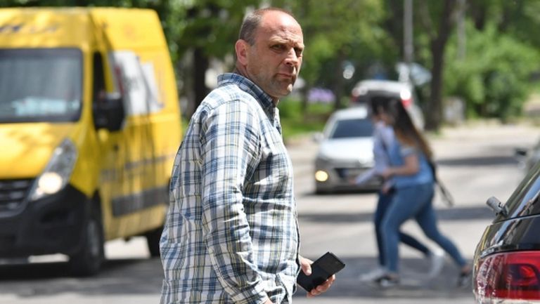 Връчили на Тити фишове за 3200 лева