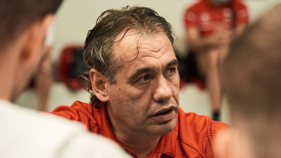 Българската федерация по волейбол благодари и пожелава успех на Виктор Карагьозов