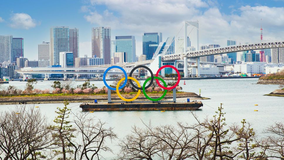 Затвориха централната фен зона в Токио