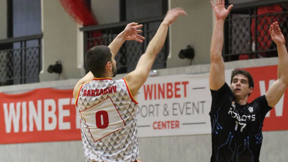 Исторически требъл за ФитСпо или втора поредна Купа за Роботите?