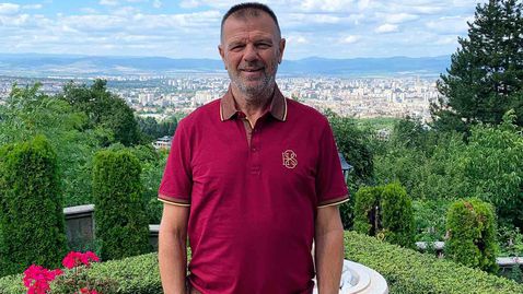 ЦСКА 1948 с извънредна пресконференция - ще представят ли "червените" Стойчо Младенов?