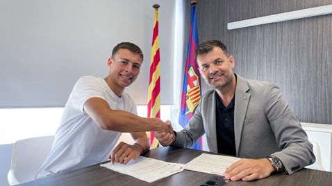  Официално: Мартин Георгиев е футболист на Барселона 