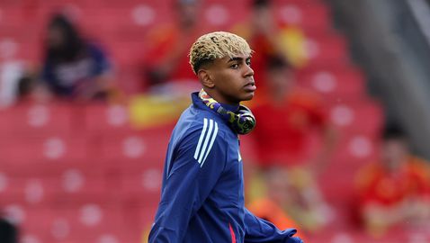  Артист с невисок растеж от купона на Ямал: Не сме били унижавани, оставете ни да работим 