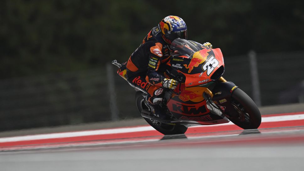 Фернандес стопи аванса на Гарднър в битката за титлата в Moto2 с победа в Австрия