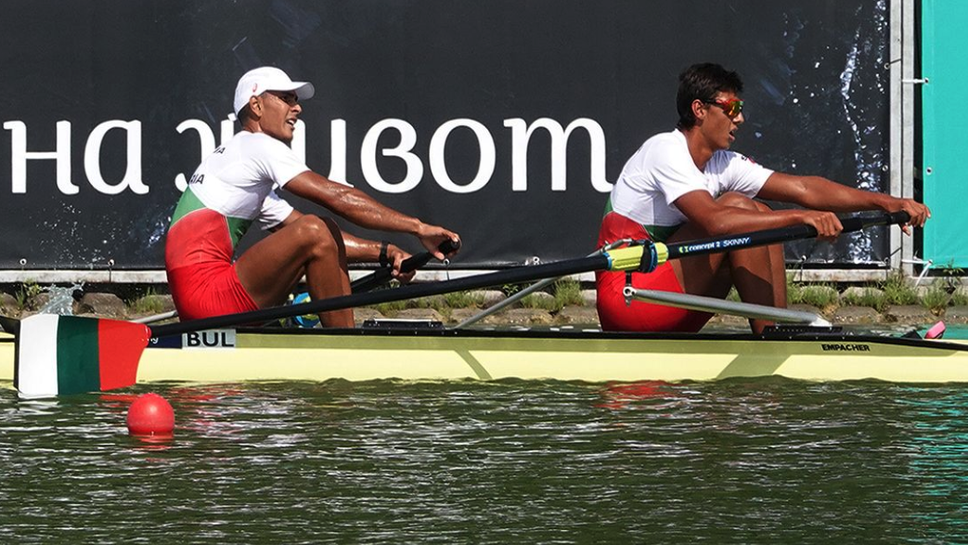 Двойката ни без кърмчия на косъм от медал на Световното в Пловдив