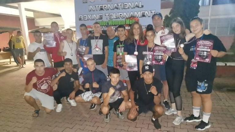 България завърши с 9 медала от международния турнир по бокс