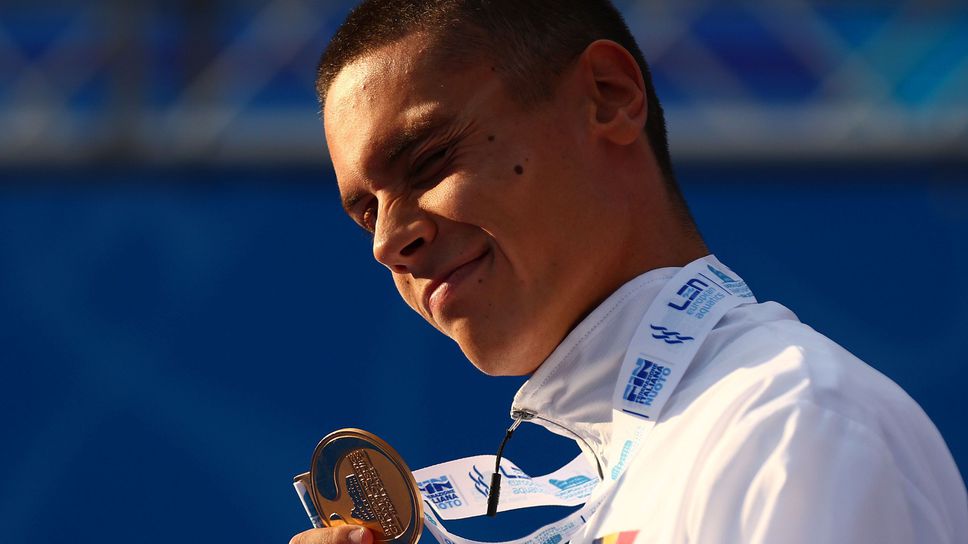 Давид Попович постави световен рекорд за юноши на 200 метра свободен стил
