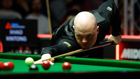 Трети пореден "скалп" на световен шампион и 100 000 паунда!